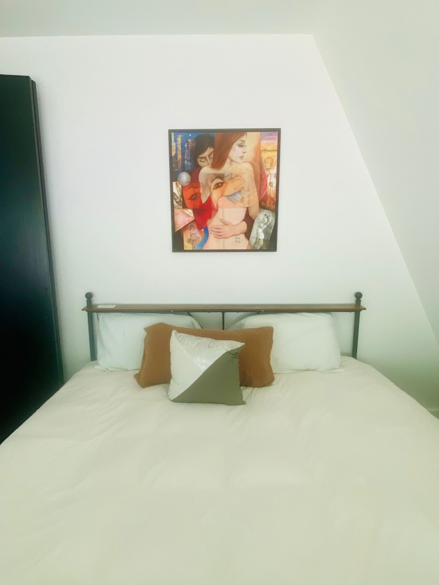 Reflection Ridge — Guest bedroom