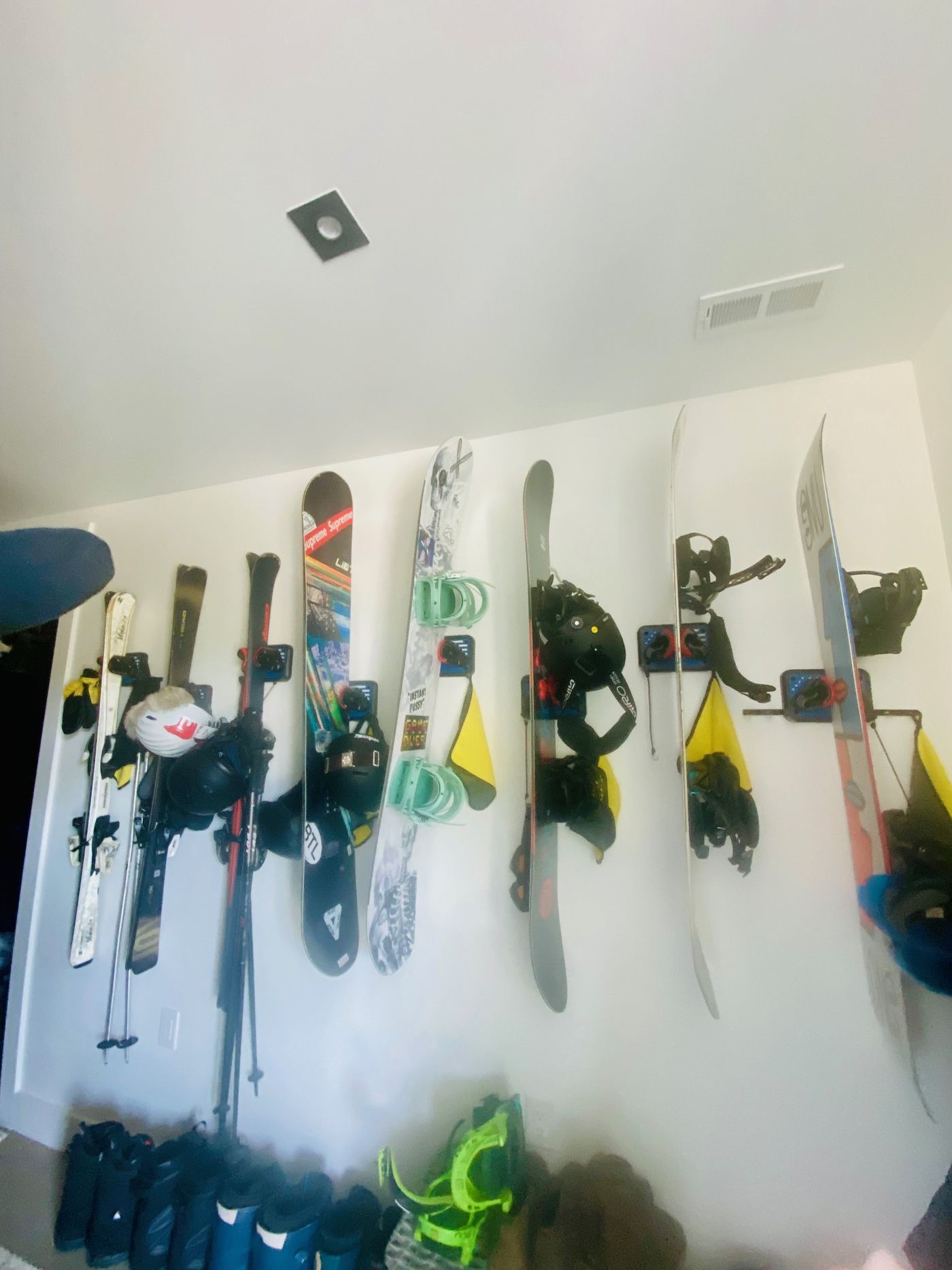 Reflection Ridge — Ski and snowboard storage